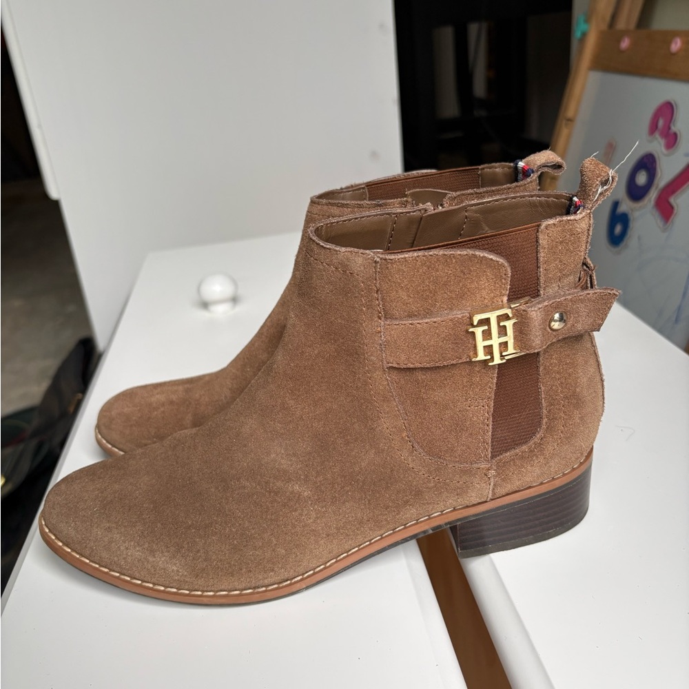 Tommy Hilfiger Women's Brown Suede Ankle Booties